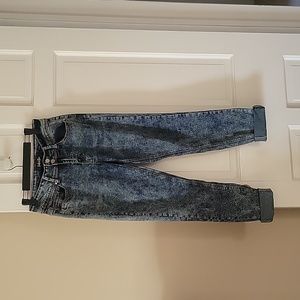 Indigo Rein acid wash cuffed jeans in size 11